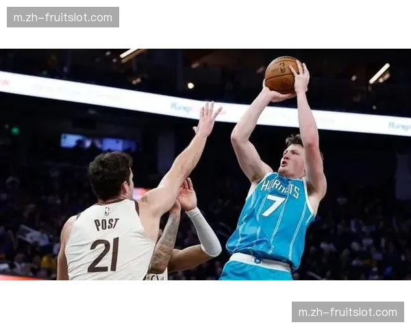 黄蜂关键先生表现 德国新秀克努佩尔末节两罚全中锁定比赛胜局