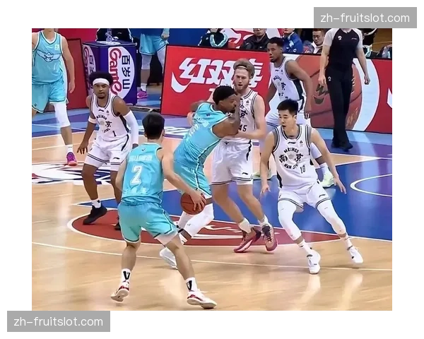 青岛力克同曦巩固前八排名 双外援合砍40分主导比赛